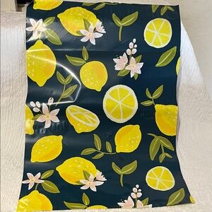 Lemon Themed pollymailer
13x10
Set of 10